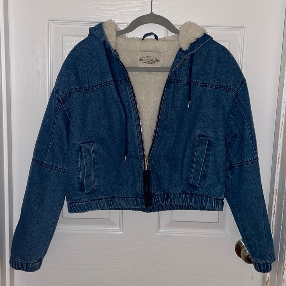 Cozy Cropped Denim Jacket with Fauz Fur Hood
